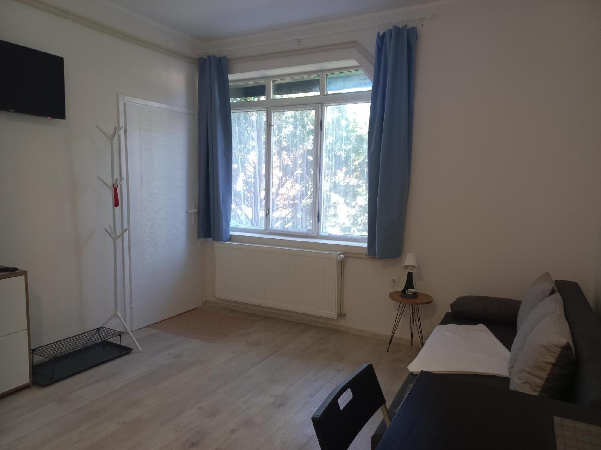 Kod Velikih Tuja Apartment Melenci ภายนอก รูปภาพ